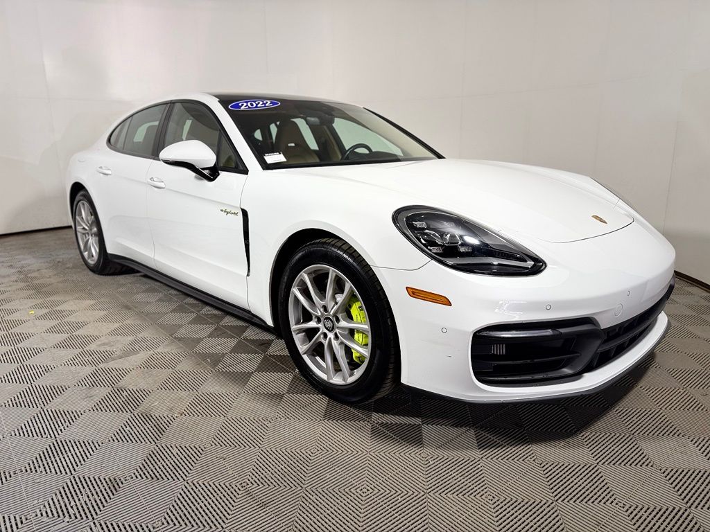 2022 Porsche Panamera 4 E-Hybrid - Photo 9