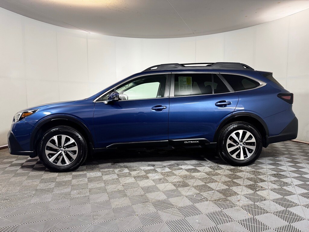 2021 Subaru Outback Premium photo 2