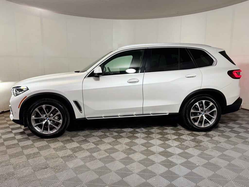 2023 Bmw X5 xDrive40i photo 2