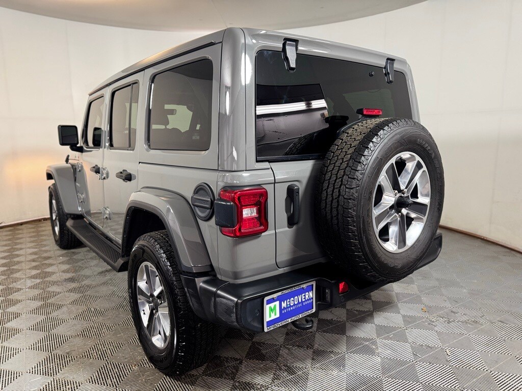 2021 Jeep Wrangler Unlimited Sahara photo 4