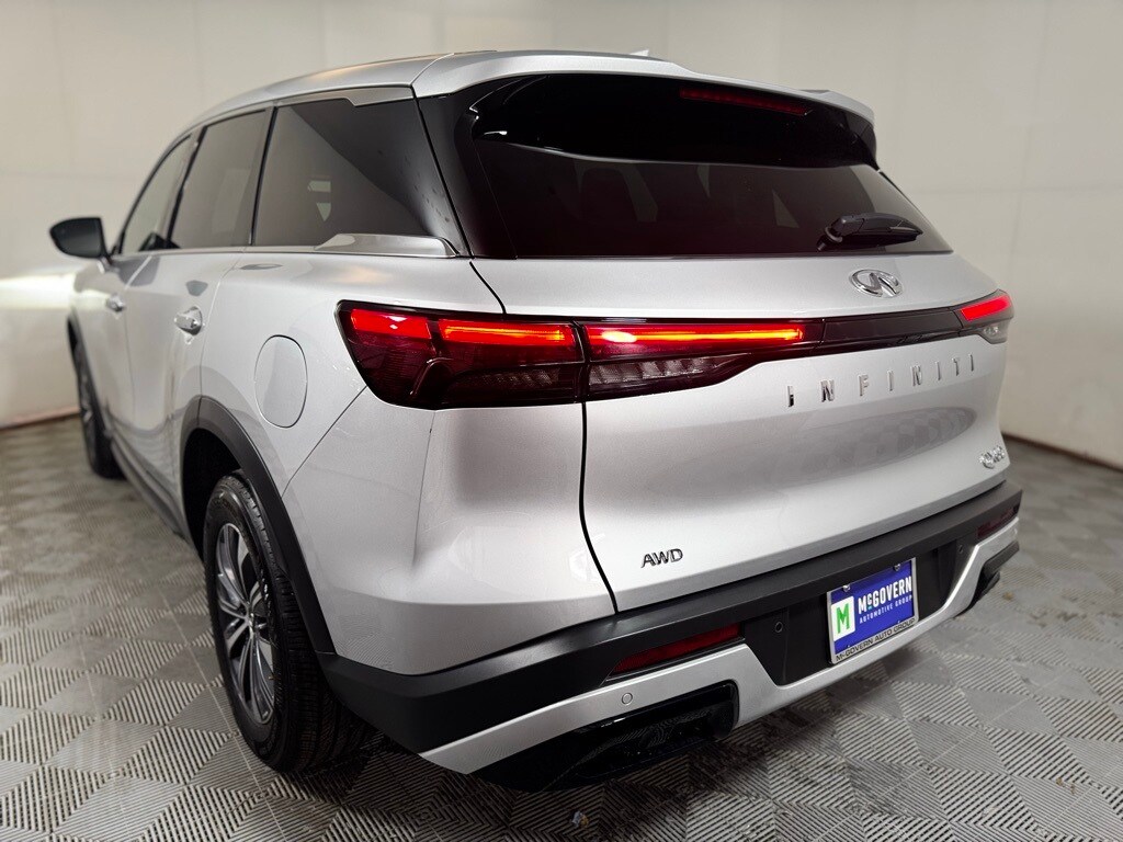 2023 Infiniti QX60 Pure AWD photo 4