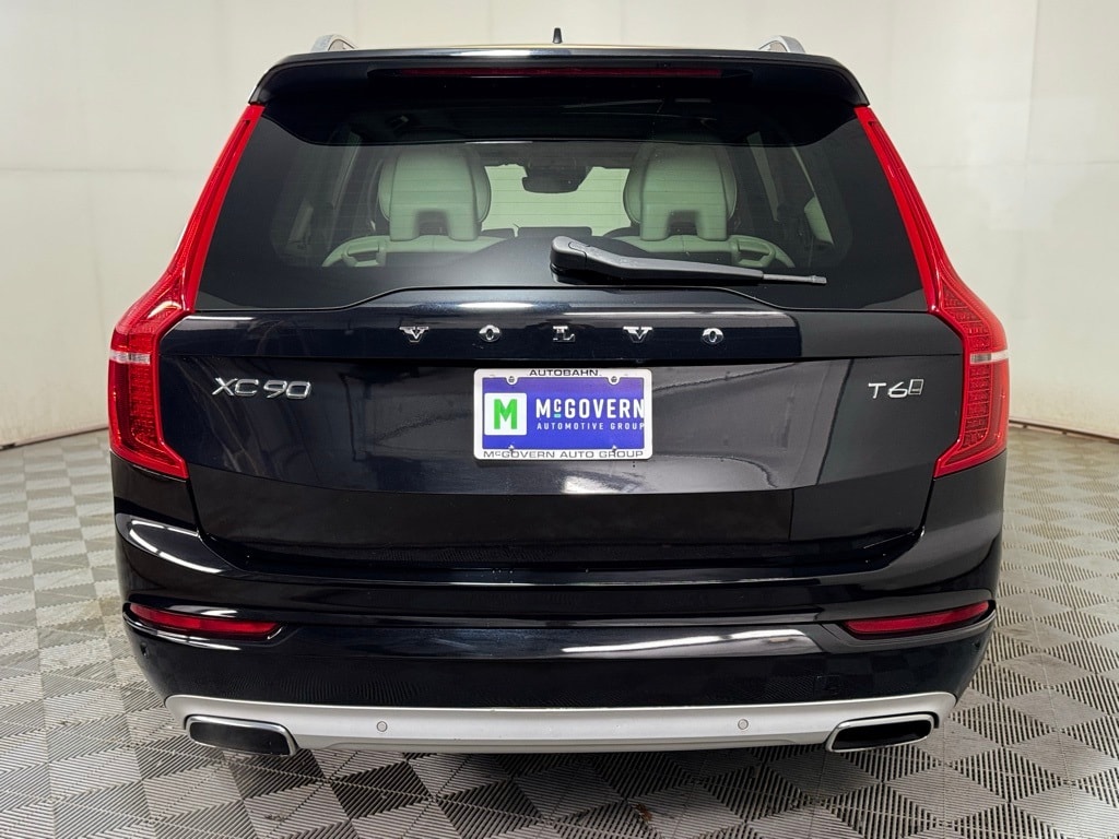 Used 2018 Volvo XC90 T6 Momentum SUV