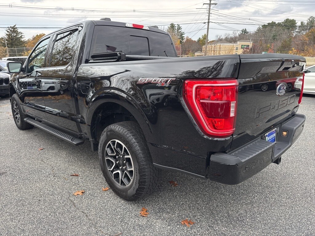 2023 Ford F-150 XLT photo 2