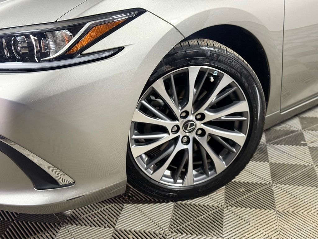 Used 2020 Lexus ES 350 Sedan