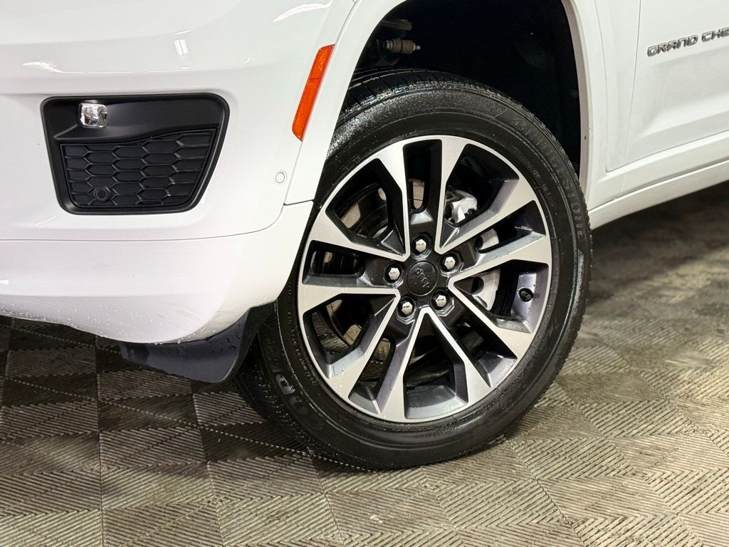 Used 2022 Jeep Grand Cherokee L Overland SUV