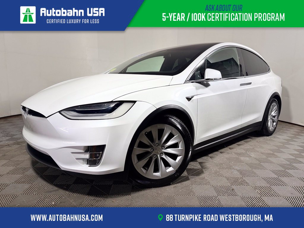  Tesla Model X