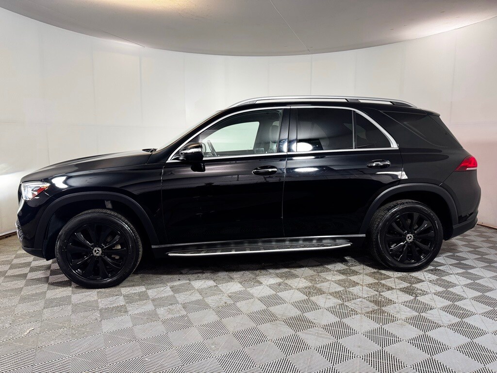 2022 Mercedes Benz GLE 350 4MATIC photo 2
