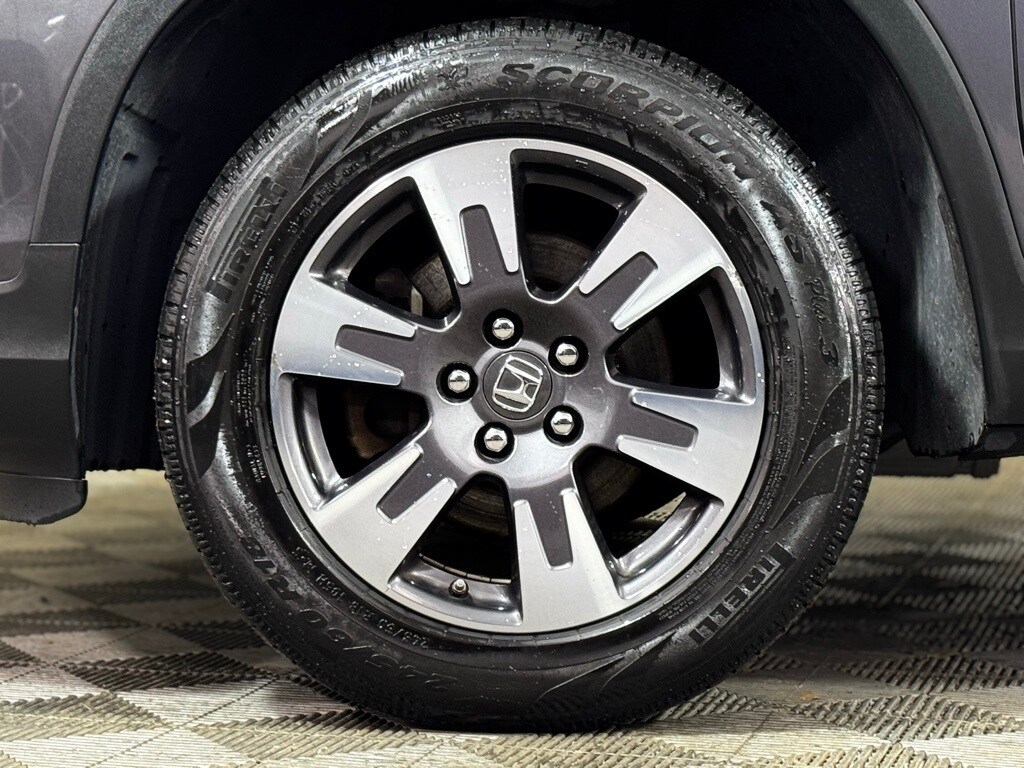 2019 Honda Ridgeline RTL-T photo 2