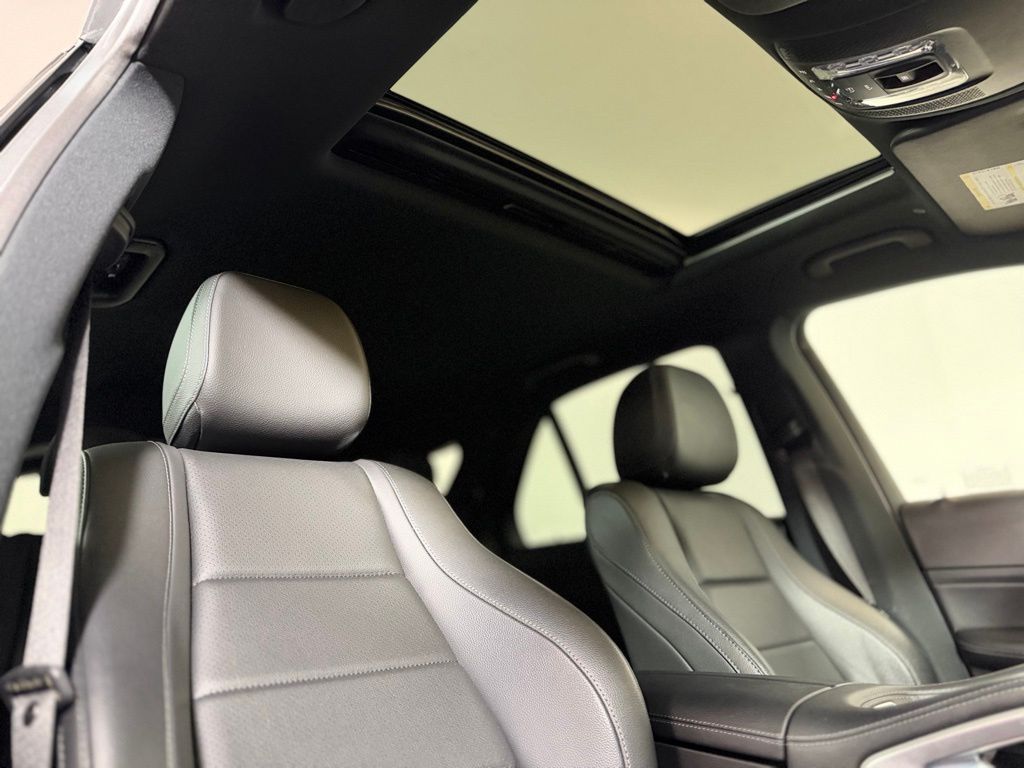 2022 Mercedes-Benz GLE GLE350 - Photo 12