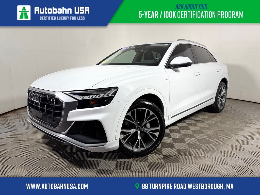  Audi Q8