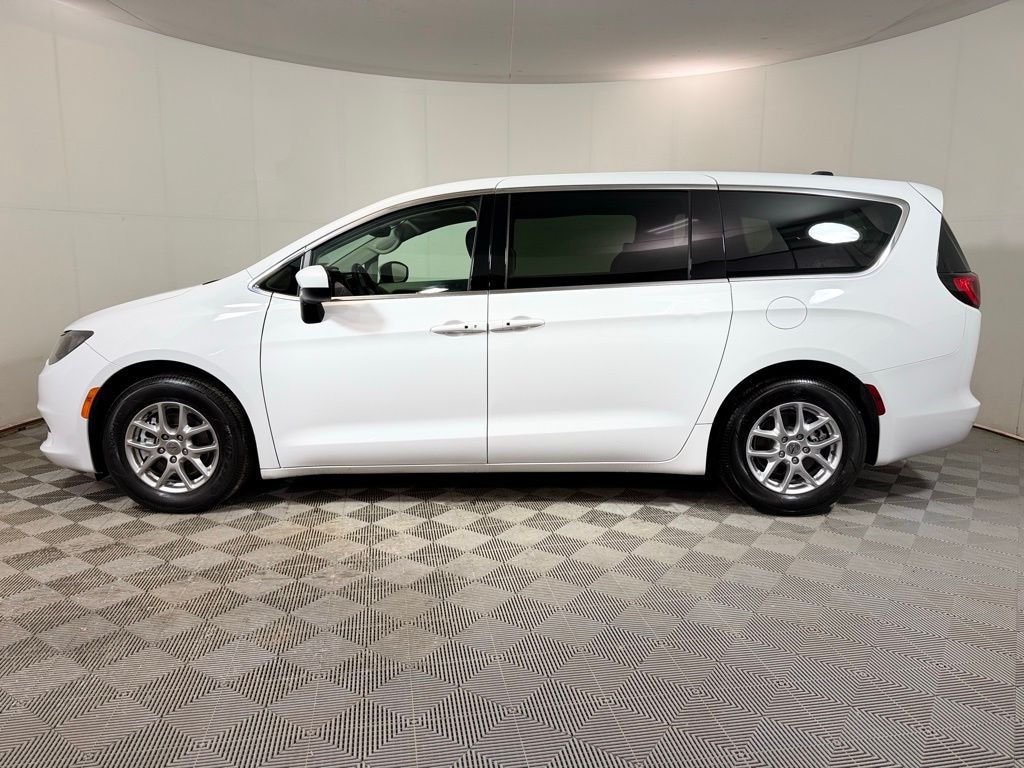 Used 2023 Chrysler Voyager LX Minivan/Van