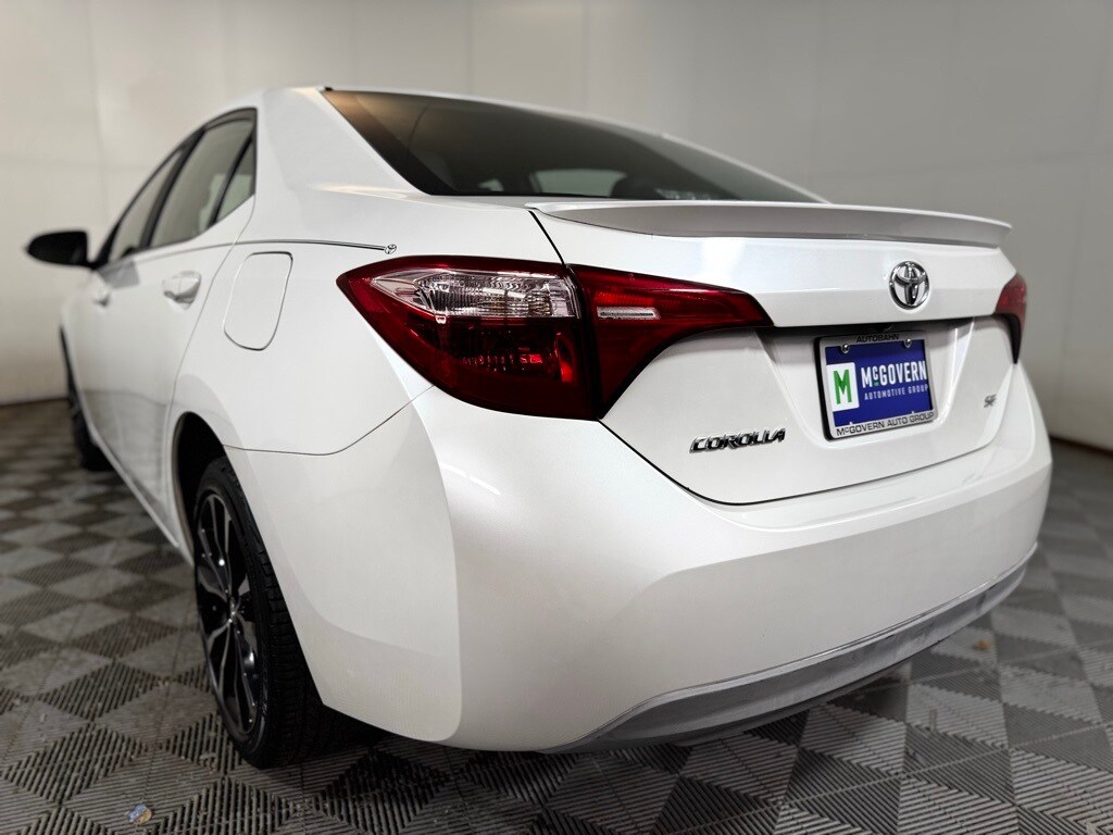 Used 2019 Toyota Corolla SE Sedan