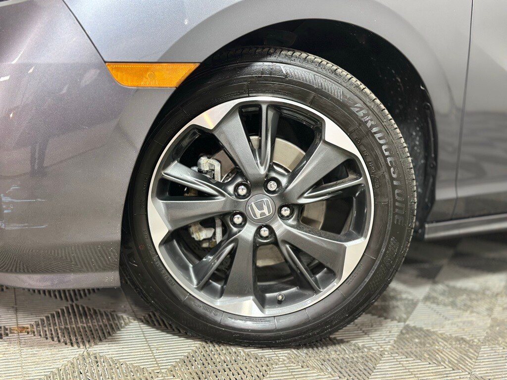 2024 Honda Odyssey Elite photo 2