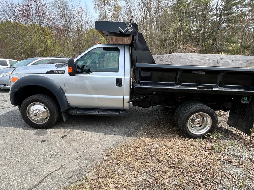 2015 Ford F-450 photo 3