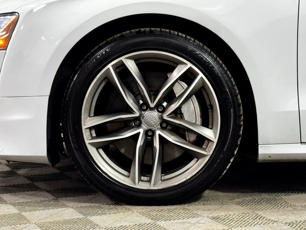 2017 Audi A8 L 3.0T photo 2