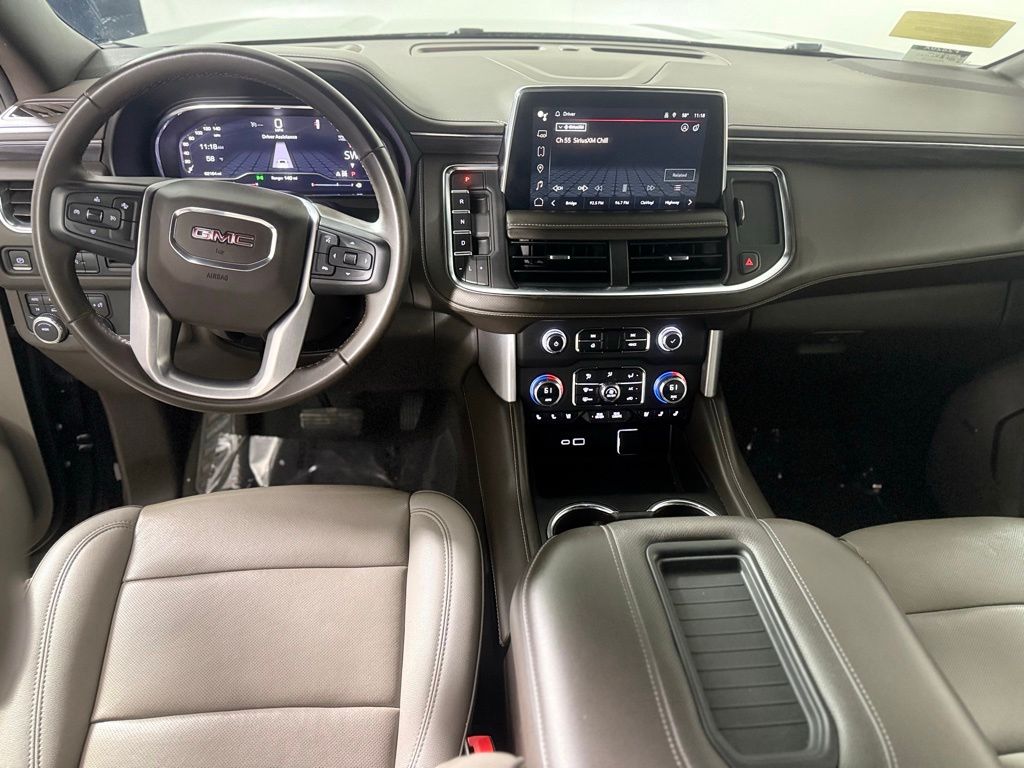 2023 GMC Yukon SLT - Photo 11