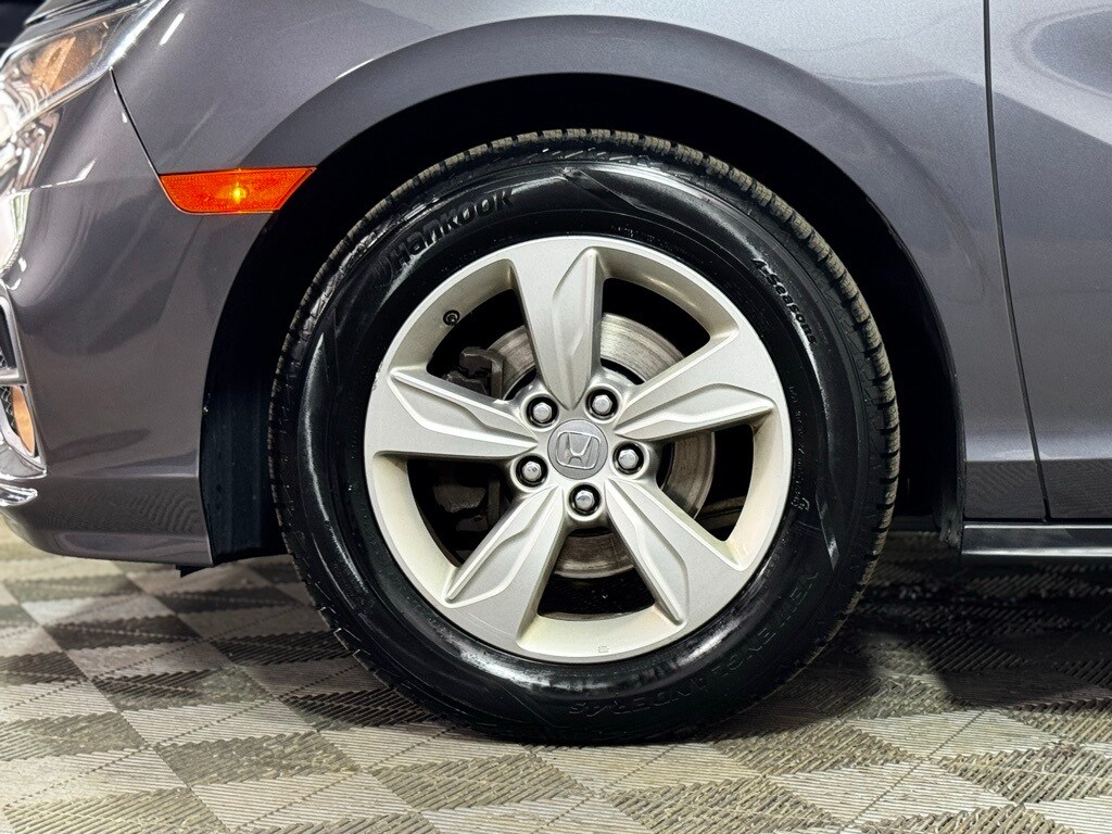 2020 Honda Odyssey EX-L photo 2