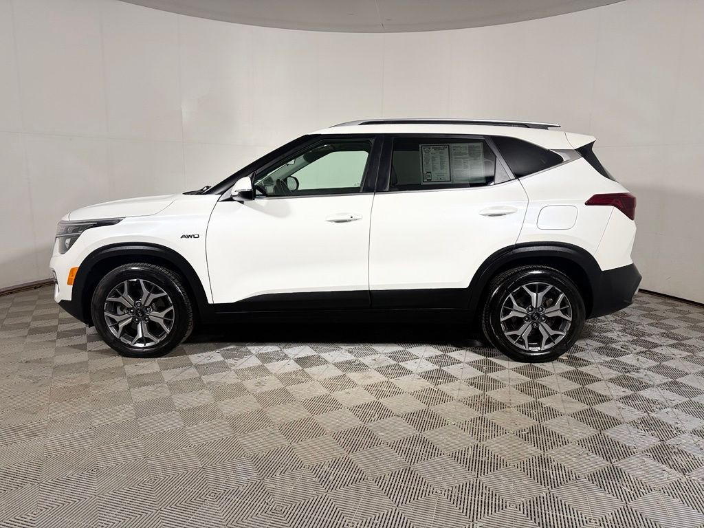 Used 2021 Kia Seltos EX SUV