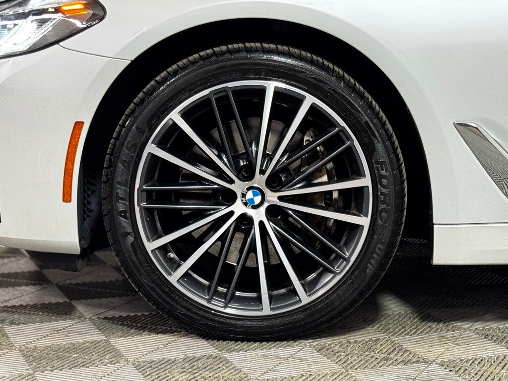 2023 Bmw 540i xDrive photo 2