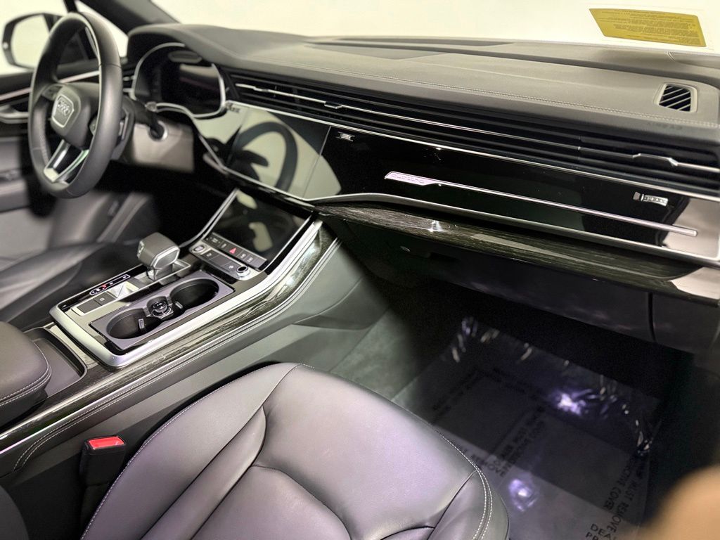 2025 Audi Q7 Premium Plus - Photo 25