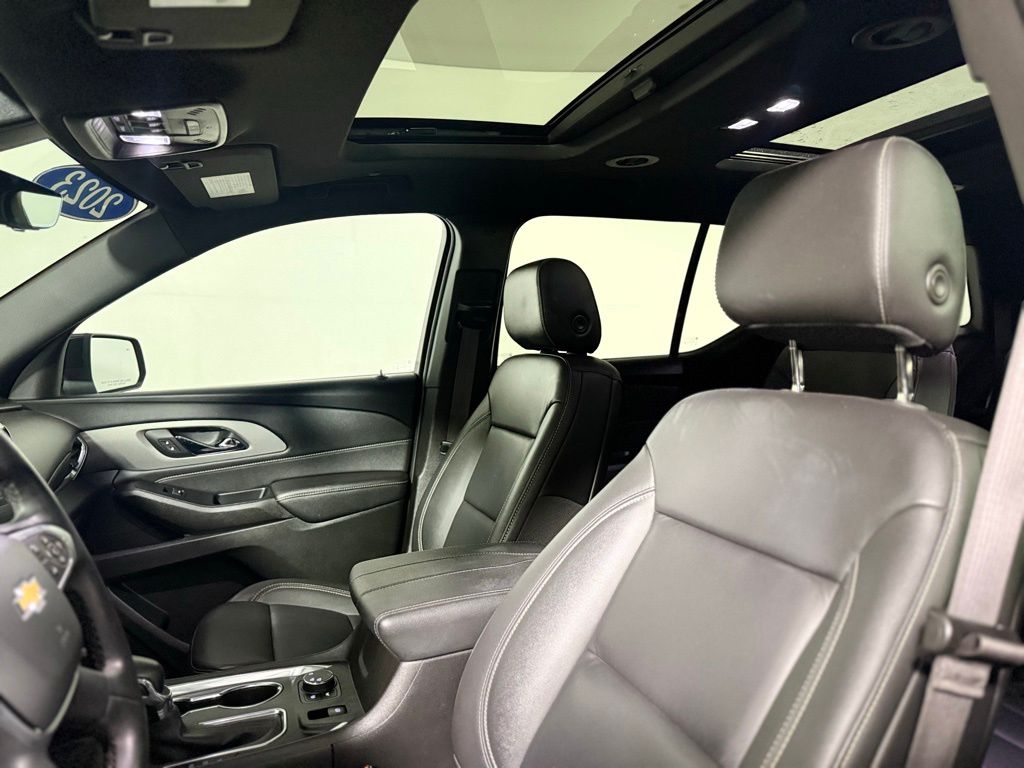 2023 Chevrolet Traverse 3LT - Photo 17