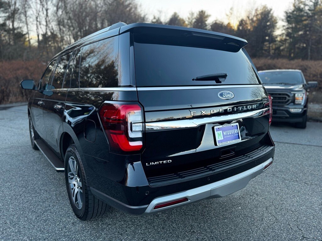 2023 Ford Expedition Limited photo 4