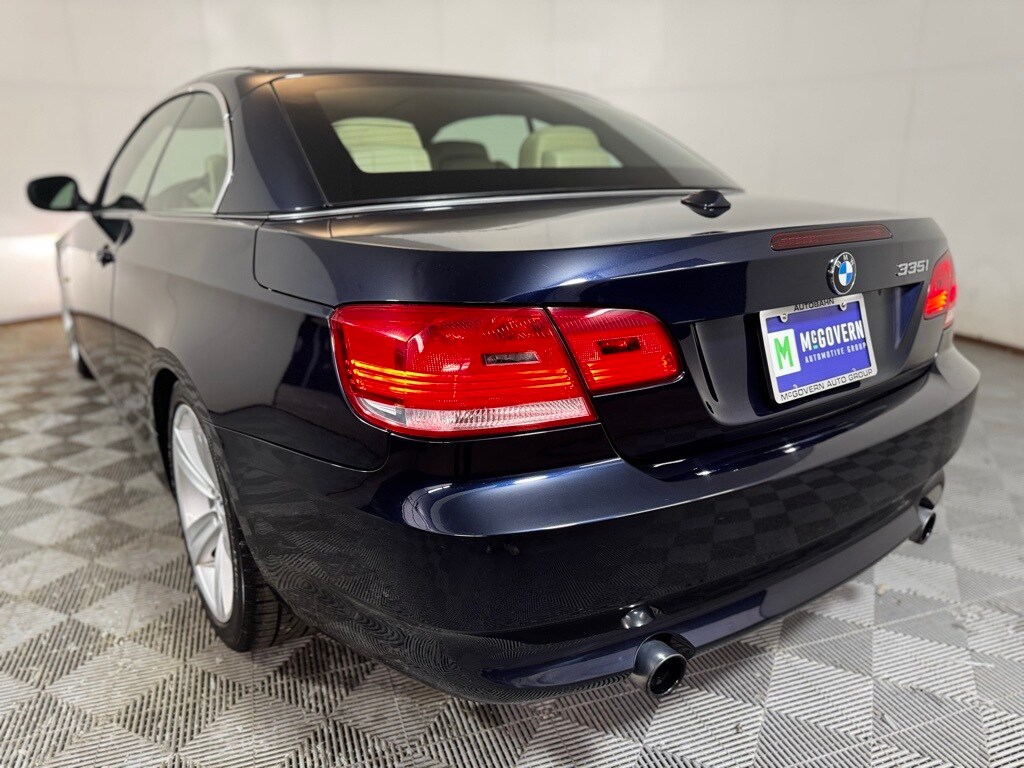 2010 Bmw 335i 3-Series photo 2