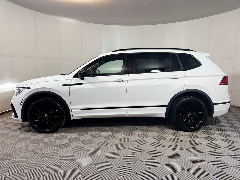 Used 2022 Volkswagen Tiguan 2.0T SE R-Line Black SUV