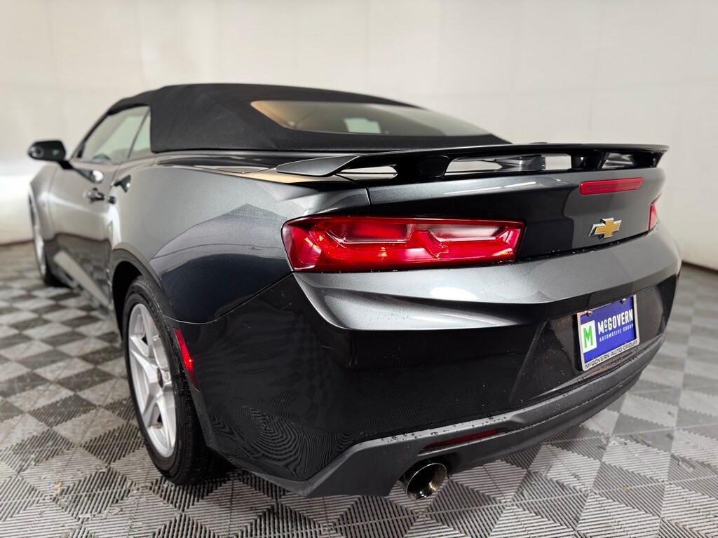 2018 Chevrolet Camaro 2LT photo 4