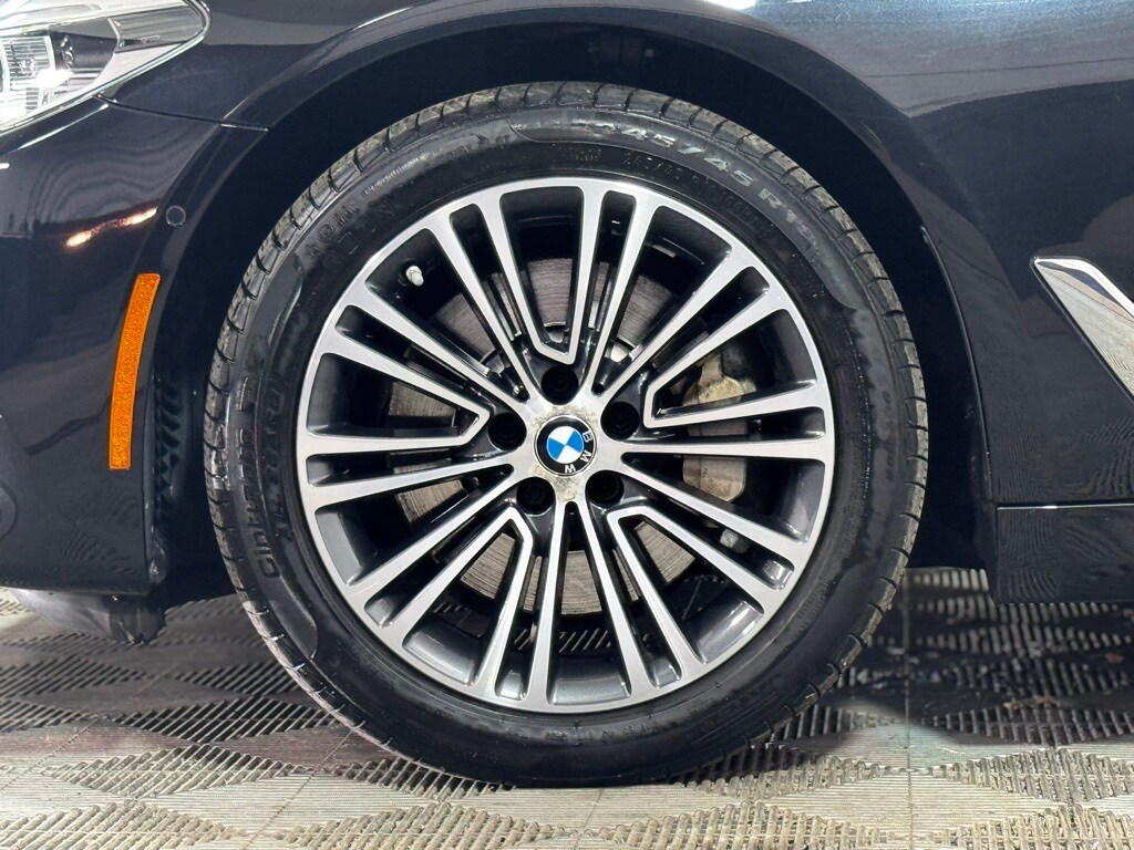 2019 Bmw 540i xDrive photo 2