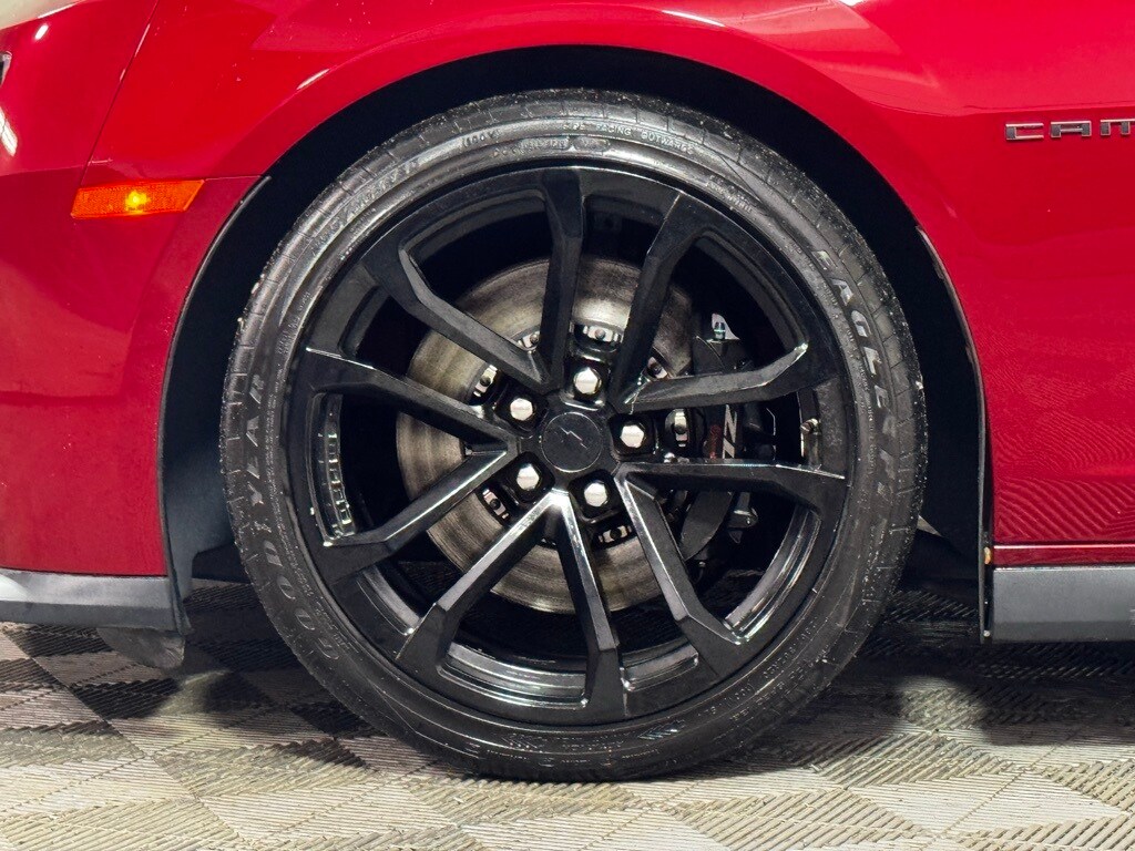 2013 Chevrolet Camaro ZL1 photo 2