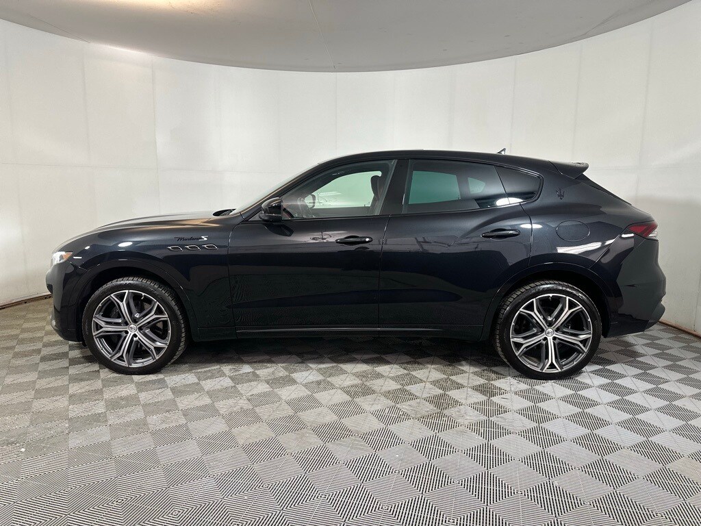 2022 Maserati Levante Modena photo 3