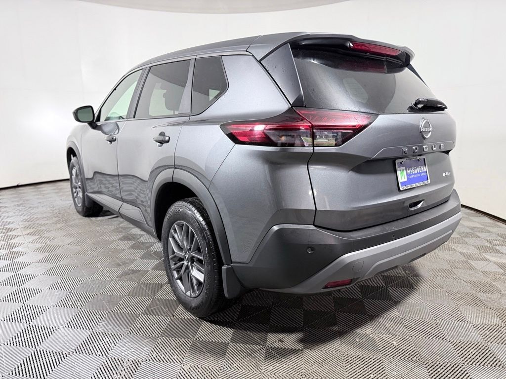 Used 2023 Nissan Rogue S SUV