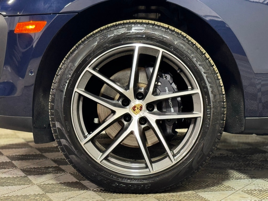 Used 2022 Porsche Macan AWD SUV