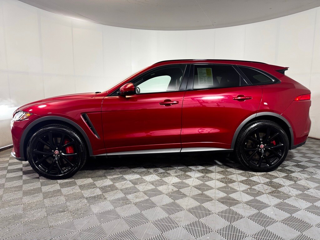 2020 Jaguar F-PACE SVR photo 2
