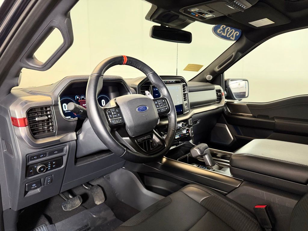2023 Ford F-150 Raptor - Photo 14