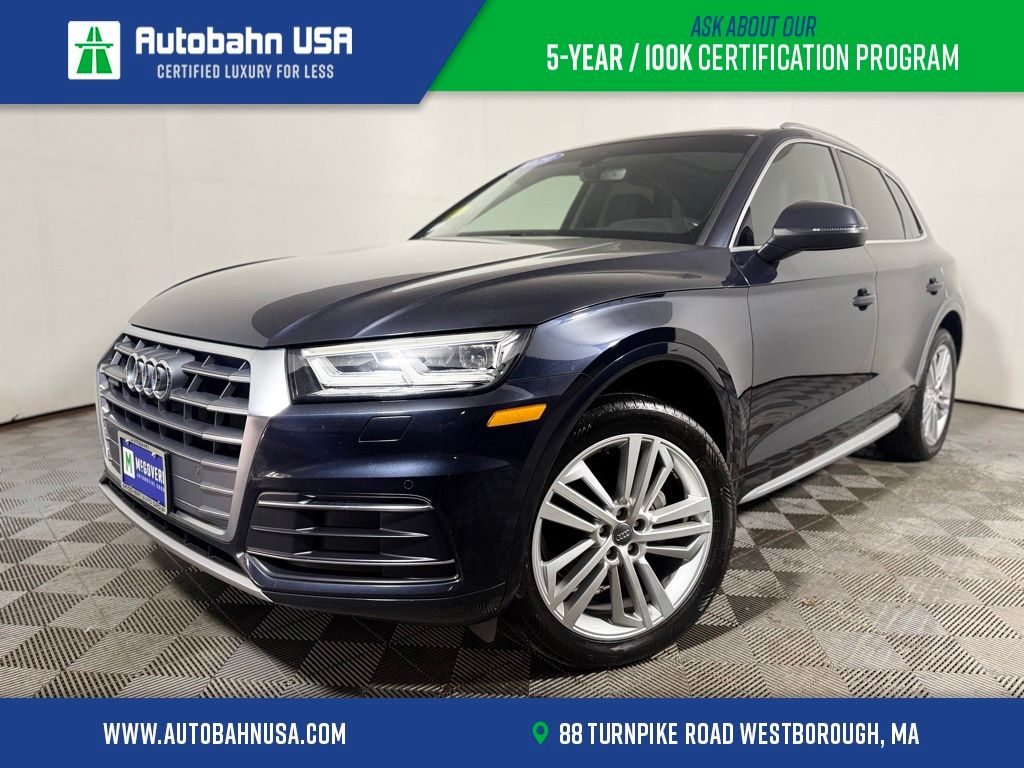 2019 Audi Q5 2.0T quattro S tronic Premium Plus's photo