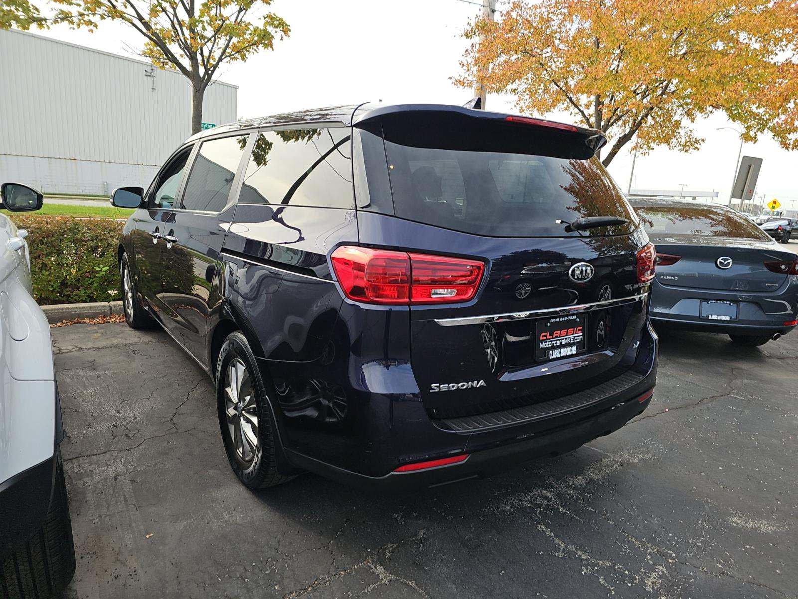  Kia Sedona