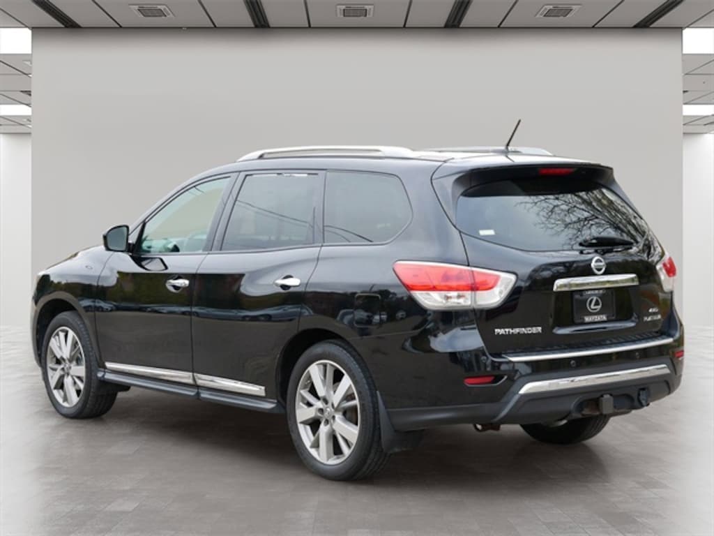 Used 2013 Nissan Pathfinder Platinum SUV