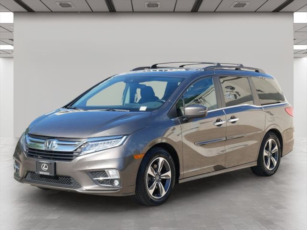 Used 2018 Honda Odyssey Touring Van