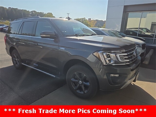 2018 Ford Expedition XLT photo 2