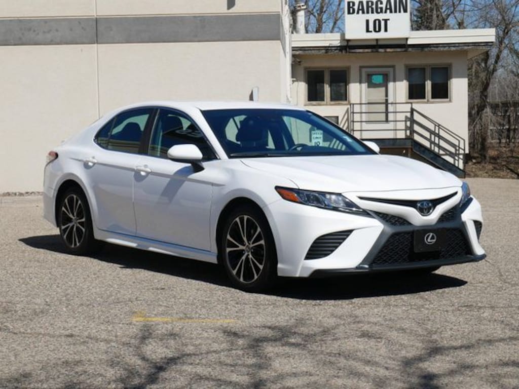 Used 2018 Toyota Camry L Sedan