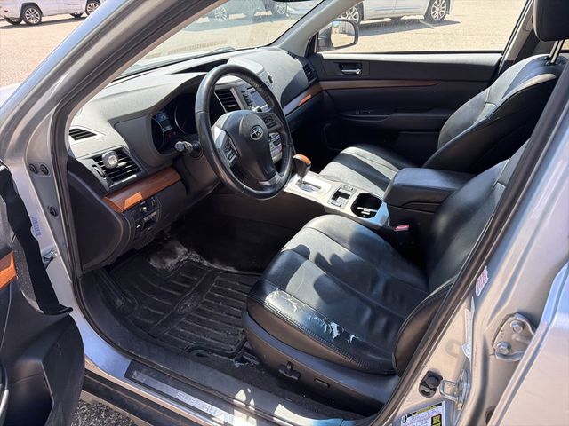 2014 Subaru Outback 2.5i Limited CVT PZEV's photo