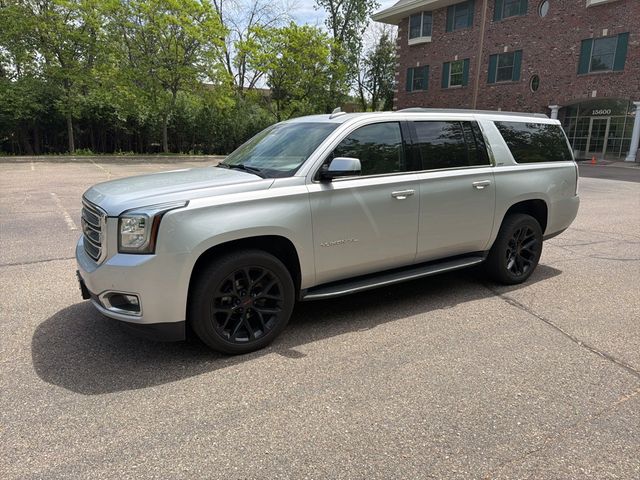 2019 GMC Yukon 4WD SLT's photo