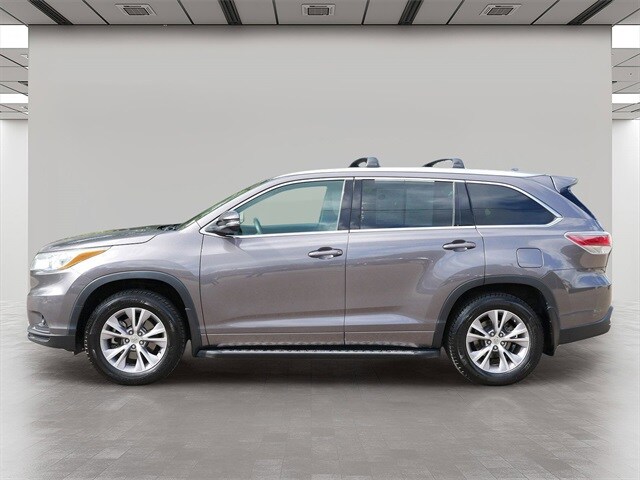2015 Toyota Highlander XLE photo 3