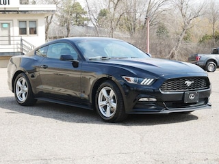 2017 Ford Mustang V6 Coupe