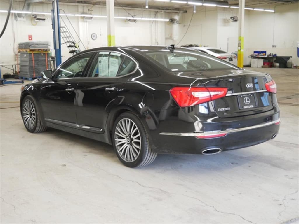 Used 2014 Kia Cadenza Premium Sedan
