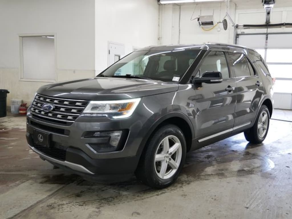 Used 2016 Ford Explorer XLT SUV