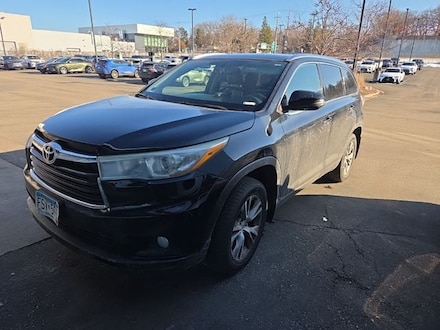 2015 Toyota Highlander XLE V6 SUV