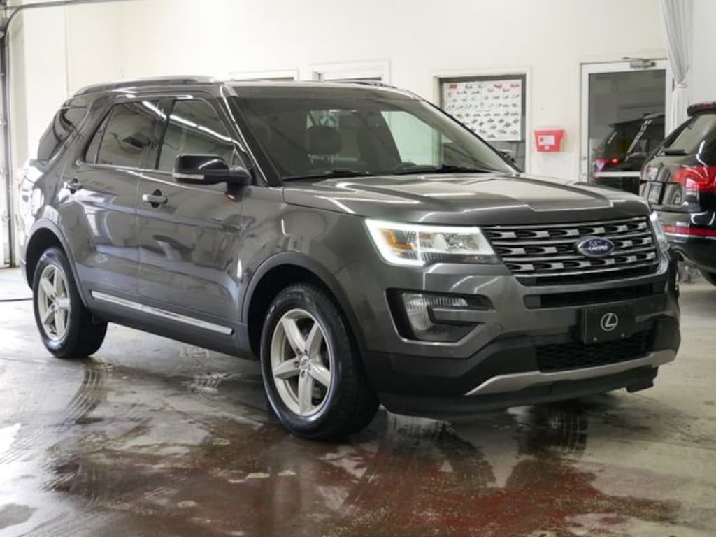 Used 2016 Ford Explorer XLT SUV